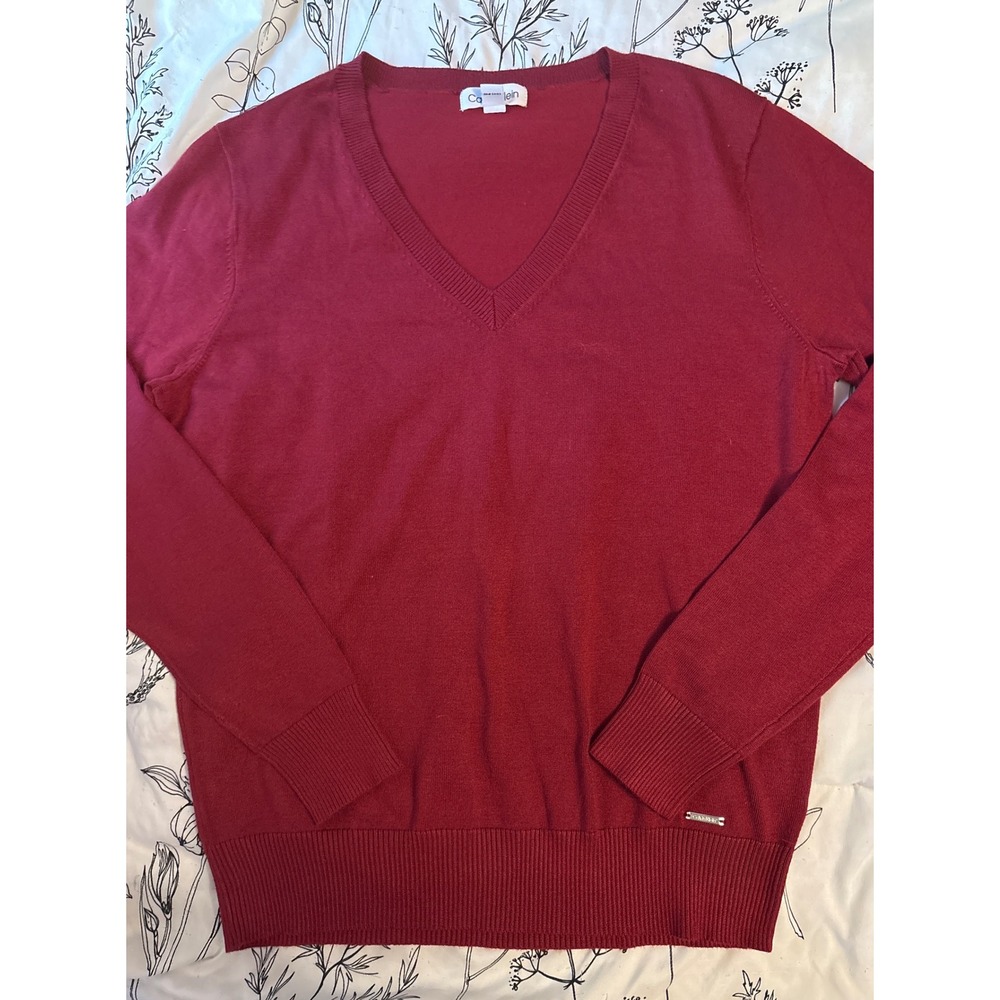 Calvin Klein Women's Wine Red V Neck Lightweight Sweater,‎ Medium